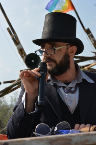 0009